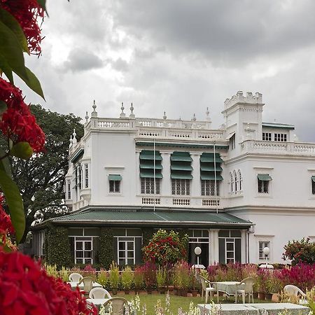 The Green Hotel Мисор Екстериор снимка